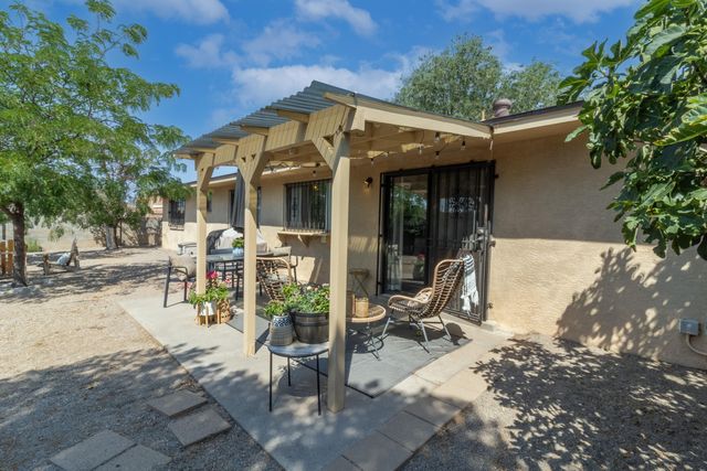 10908 Kielich Avenue NE, Albuquerque, NM 87111