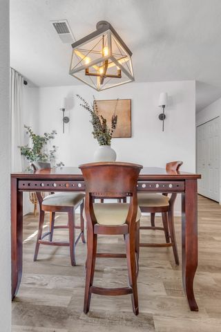 10908 Kielich Avenue NE, Albuquerque, NM 87111