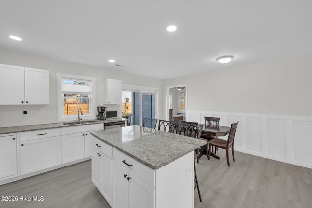 404 Fifth Street, Maysville, NC 28555