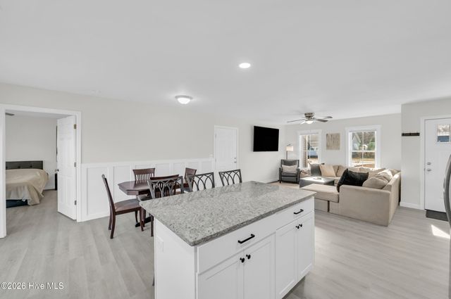 404 Fifth Street, Maysville, NC 28555