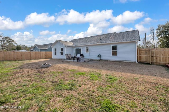 404 Fifth Street, Maysville, NC 28555