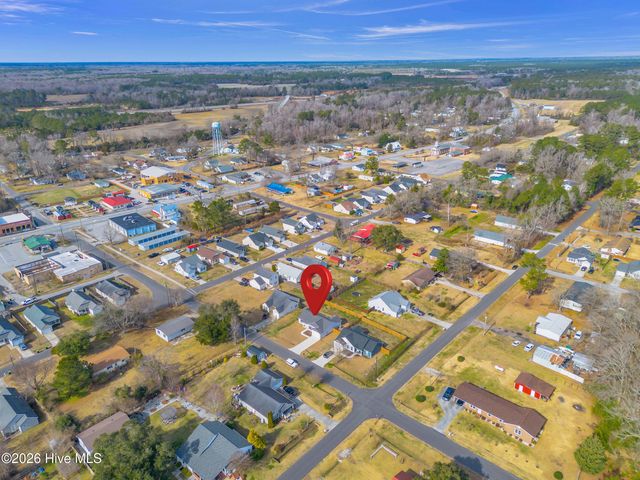 404 Fifth Street, Maysville, NC 28555