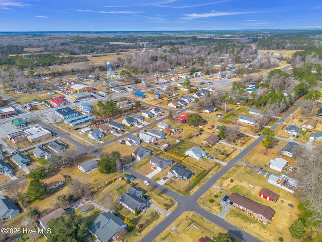 404 Fifth Street, Maysville, NC 28555