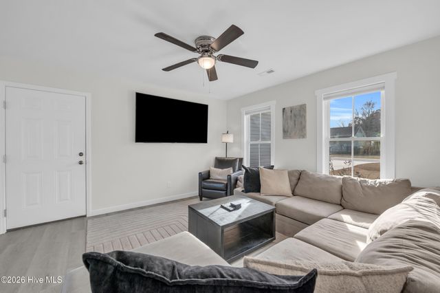 404 Fifth Street, Maysville, NC 28555