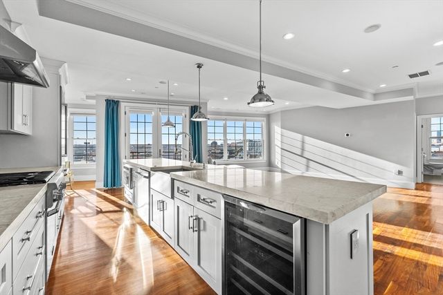 99 D St PH, Boston, MA 02127