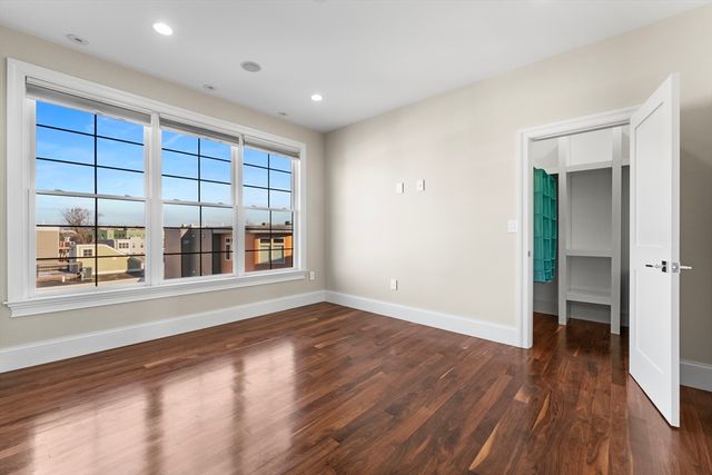 99 D St PH, Boston, MA 02127