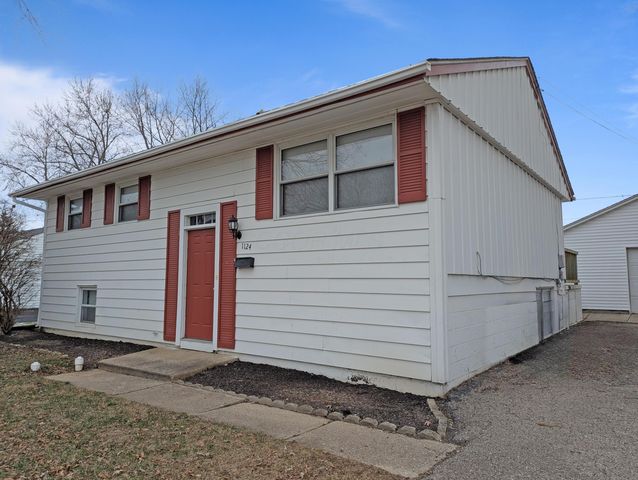 1124 Bookwalter Avenue, New Carlisle, OH 45344