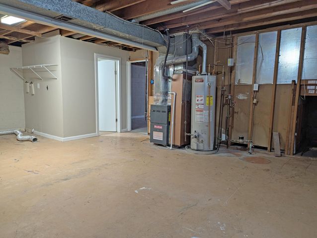 1124 Bookwalter Avenue, New Carlisle, OH 45344