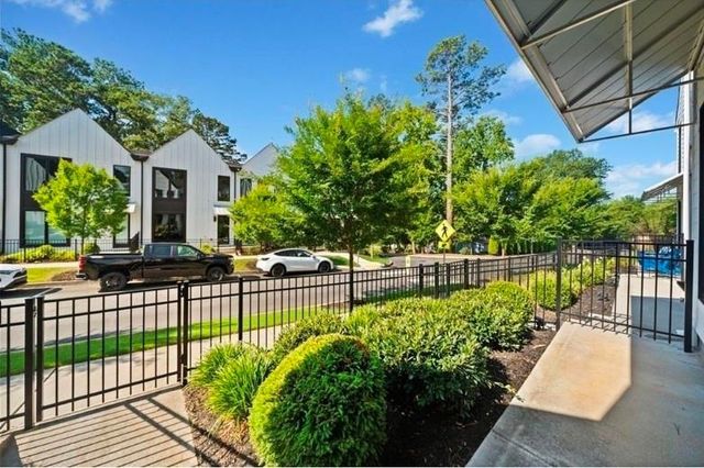 121 Pearl Street, Woodstock, GA 30188