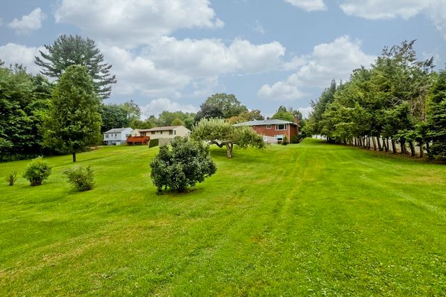 233 Lathrop St, South Hadley, MA 01075