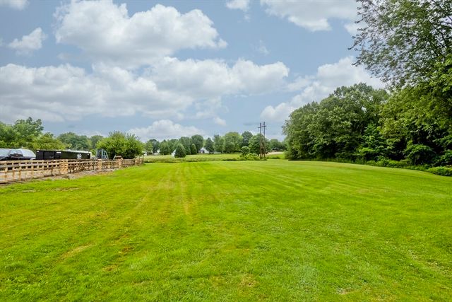 233 Lathrop St, South Hadley, MA 01075