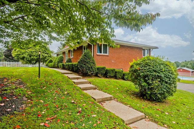 233 Lathrop St, South Hadley, MA 01075