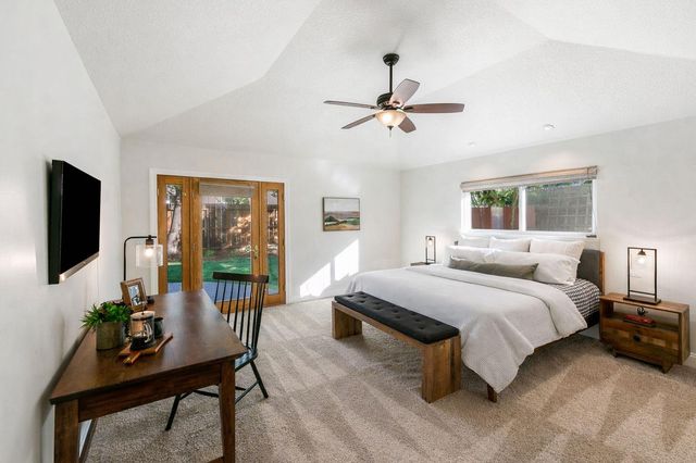 2216 La Mesa Ct, Davis, CA 95618