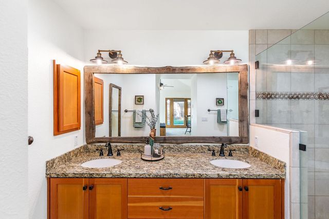 2216 La Mesa Ct, Davis, CA 95618