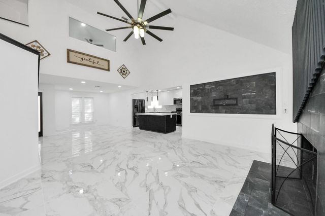 2715 Rolling Glen Drive, Spring, TX 77373