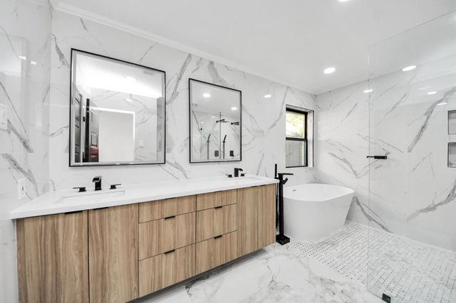 2715 Rolling Glen Drive, Spring, TX 77373