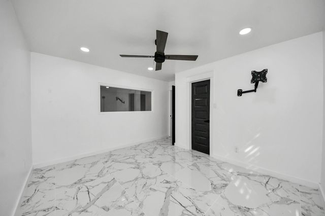 2715 Rolling Glen Drive, Spring, TX 77373