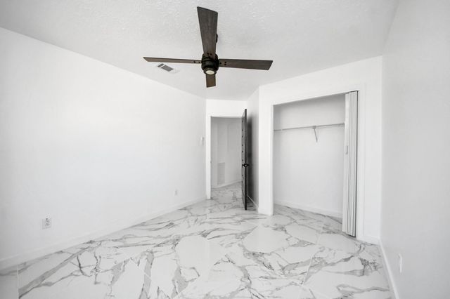 2715 Rolling Glen Drive, Spring, TX 77373