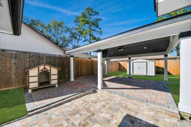 2715 Rolling Glen Drive, Spring, TX 77373