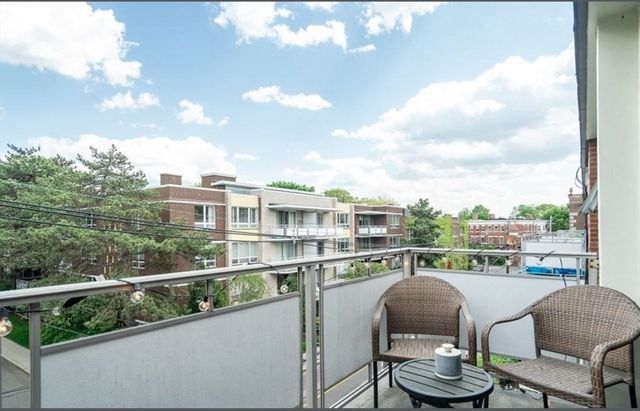 50 Park St 47, Brookline, MA 02446