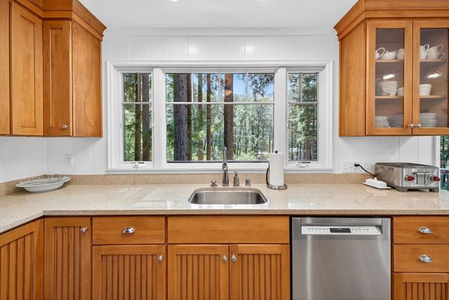 1480 Hillside Drive, Boulder Creek, CA 95006