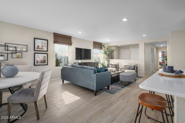 9305 S 30th Avenue, Phoenix, AZ 85001