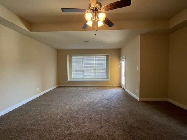 2650 Venice Drive 4, Grand Prairie, TX 75054