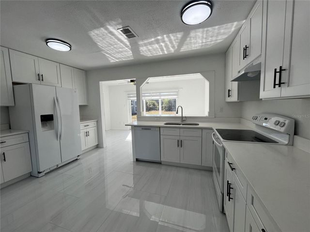 18113 COCHRAN BOULEVARD, Port Charlotte, FL 33948