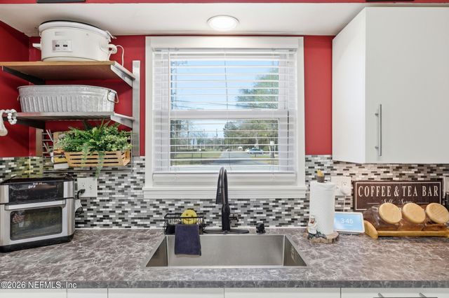 1507 BAY Circle, Orange Park, FL 32073