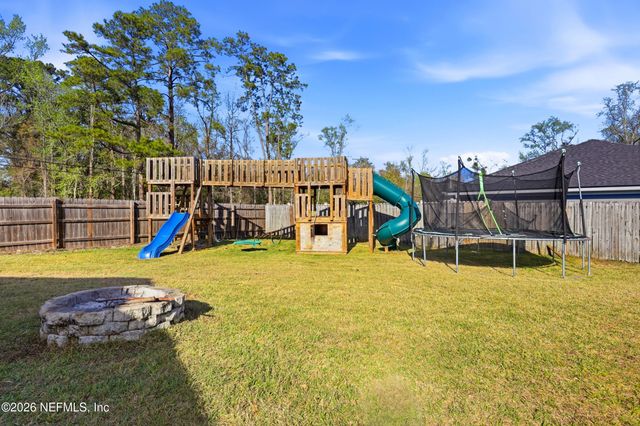 1507 BAY Circle, Orange Park, FL 32073