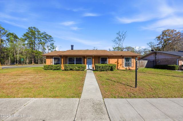 1507 BAY Circle, Orange Park, FL 32073