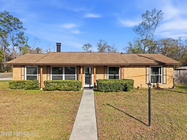 1507 BAY Circle, Orange Park, FL 32073