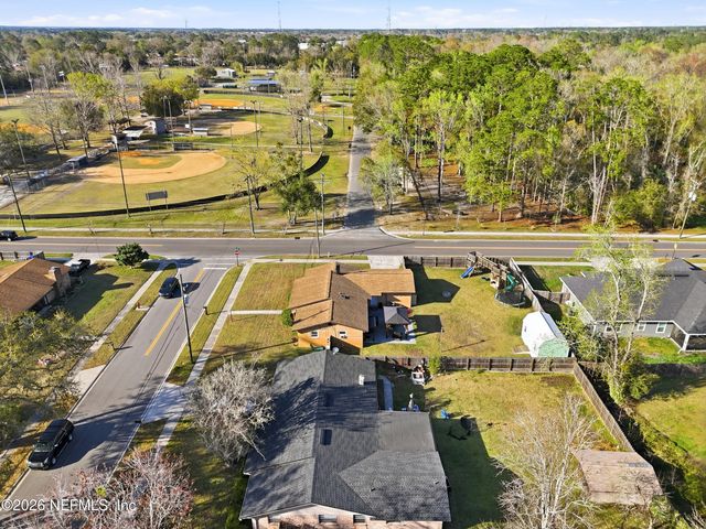 1507 BAY Circle, Orange Park, FL 32073