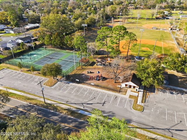 1507 BAY Circle, Orange Park, FL 32073