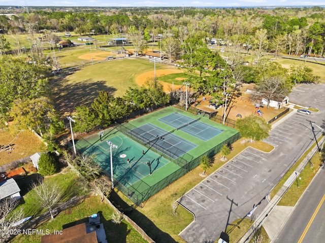 1507 BAY Circle, Orange Park, FL 32073