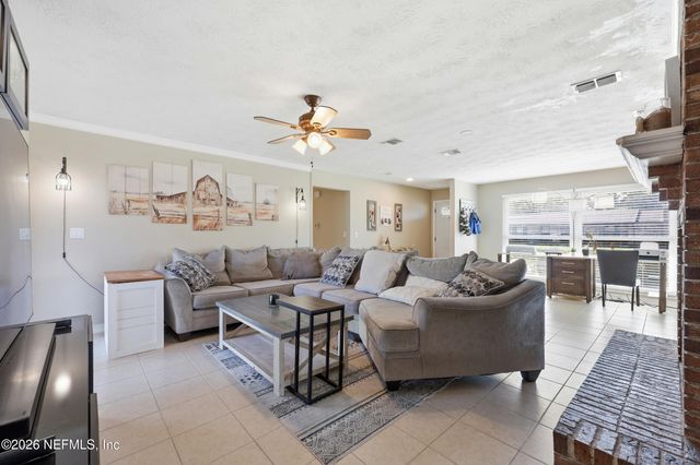 1507 BAY Circle, Orange Park, FL 32073