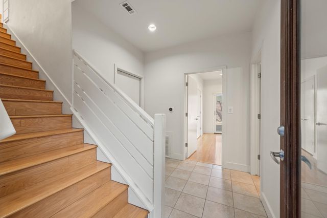 1702 S Lamar BLVD 16, Austin, TX 78704