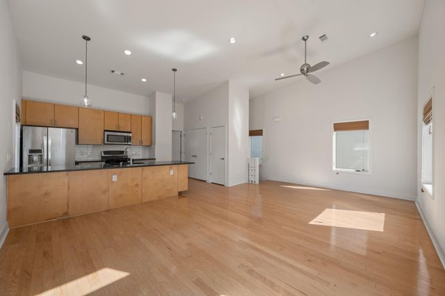 1702 S Lamar BLVD 16, Austin, TX 78704