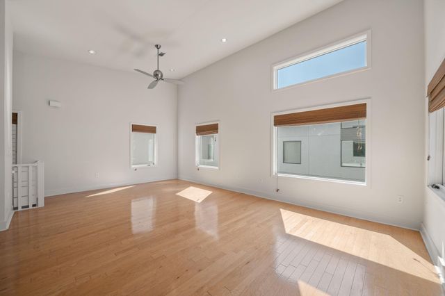 1702 S Lamar BLVD 16, Austin, TX 78704