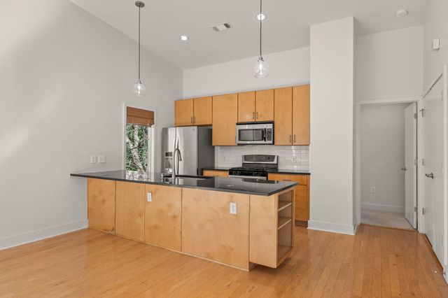 1702 S Lamar BLVD 16, Austin, TX 78704