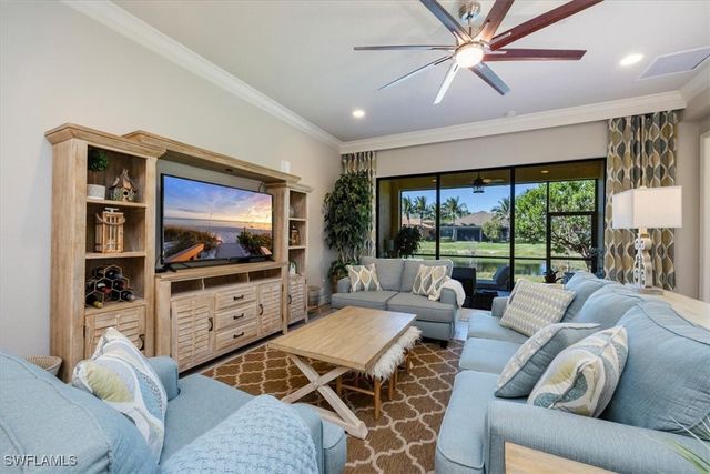 13422 Silktail DR, Naples, FL 34109