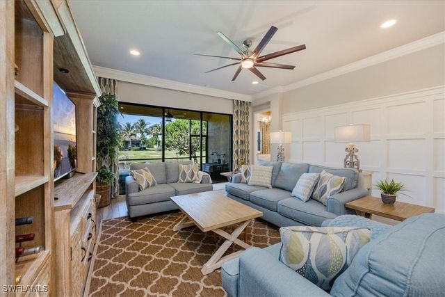 13422 Silktail DR, Naples, FL 34109