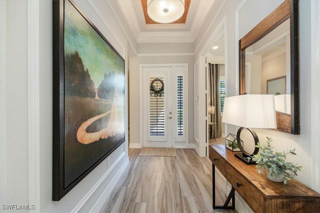 13422 Silktail DR, Naples, FL 34109