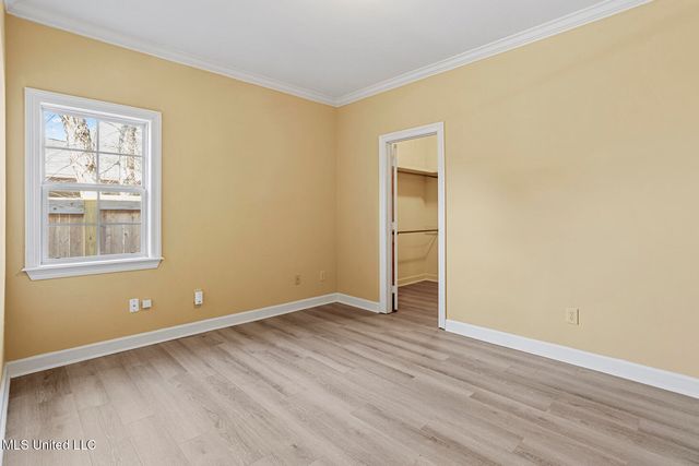 326 Lasalle Court, Flowood, MS 39232