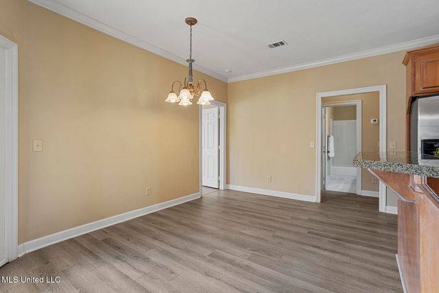 326 Lasalle Court, Flowood, MS 39232