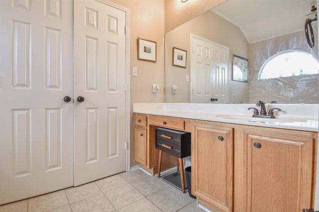 10813 Southern Trace, Flint, TX 75762