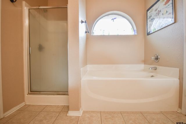 10813 Southern Trace, Flint, TX 75762