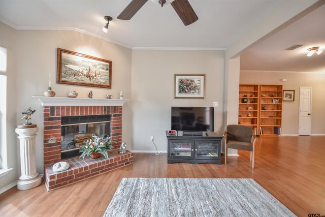 10813 Southern Trace, Flint, TX 75762
