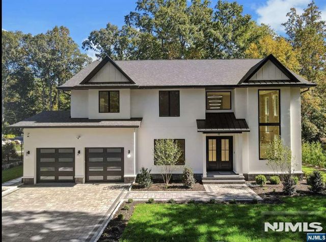 8 Ann Street, Old Tappan, NJ 07675