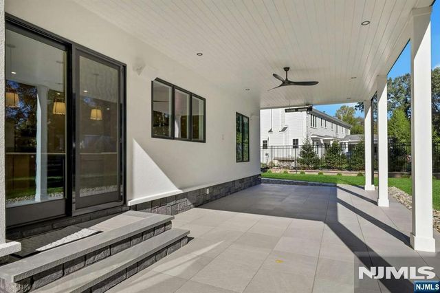 8 Ann Street, Old Tappan, NJ 07675